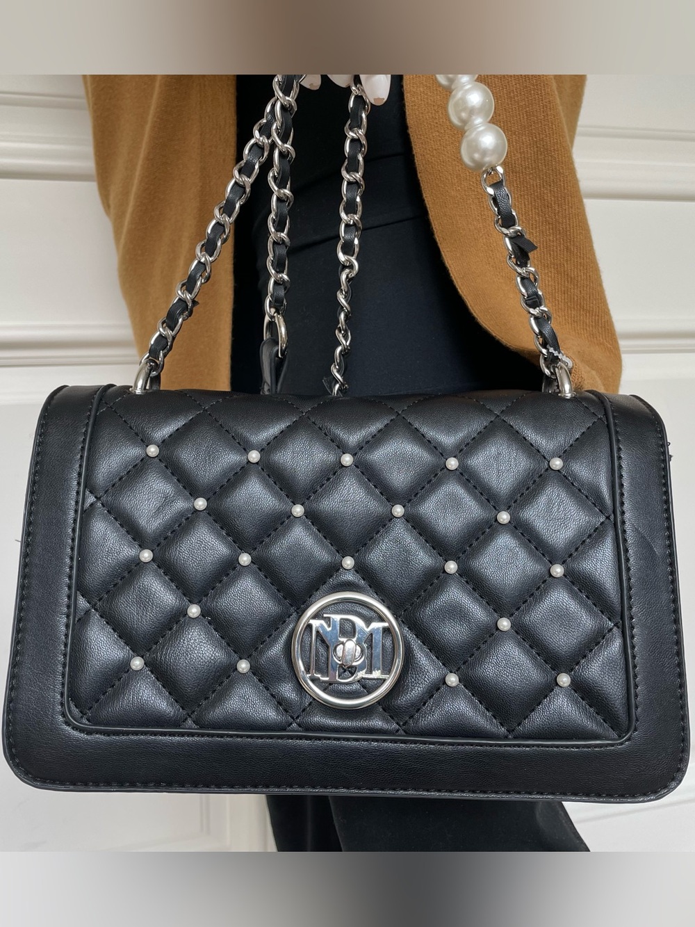 Studio Badgley Mischka Quilted Black Pearl Chain Crossbody Shoulder Bag